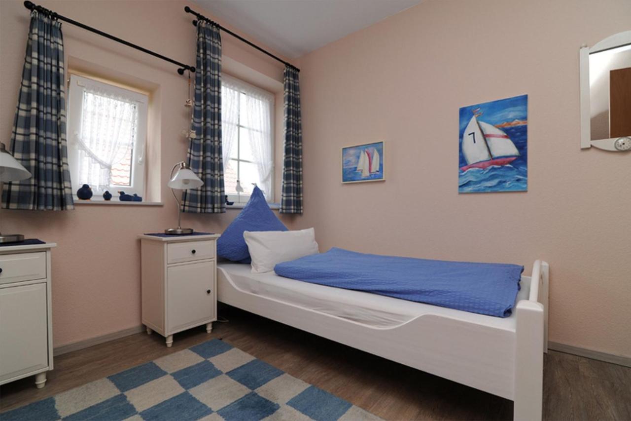 Ferienhaus Iljo Греетзиел Екстериор снимка